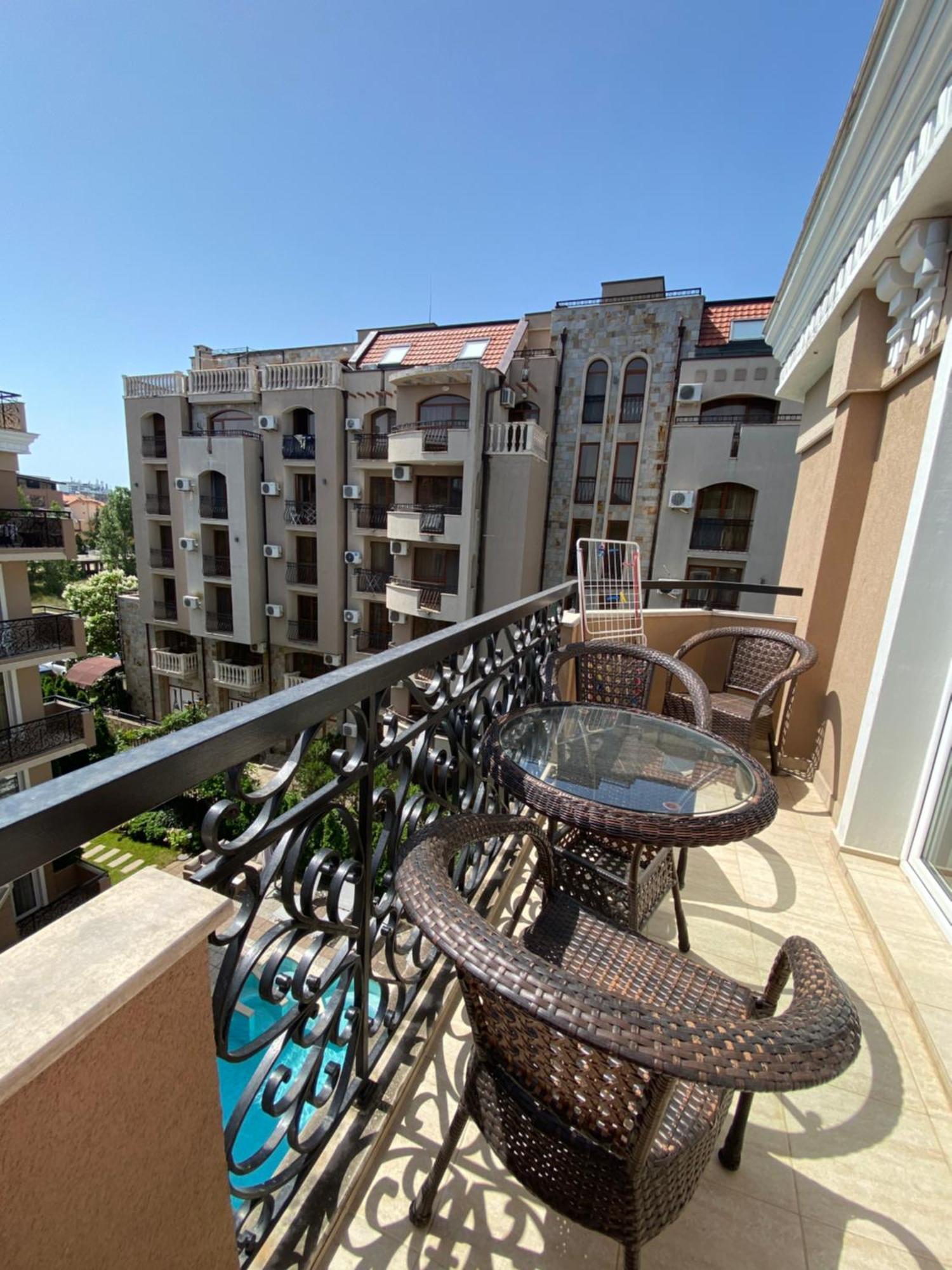 Dawn Park Deluxe Aparthotel Sunny Beach Exterior photo
