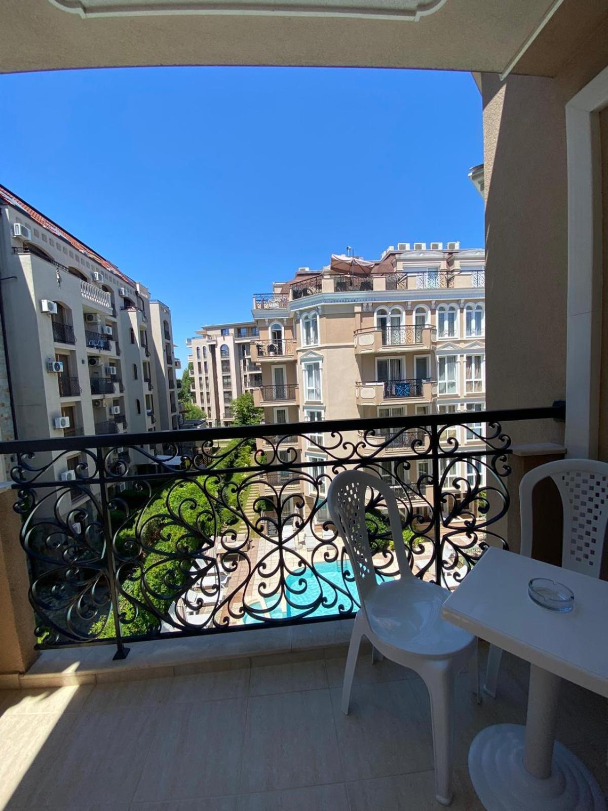 Dawn Park Deluxe Aparthotel Sunny Beach Exterior photo